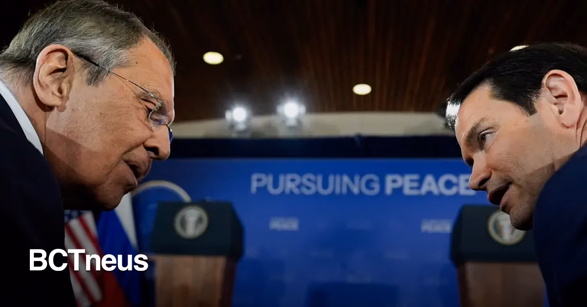 Articulo - Ministros de Exteriores de Rusia y EE.UU. afinan detalles para reunión Putin–Trump