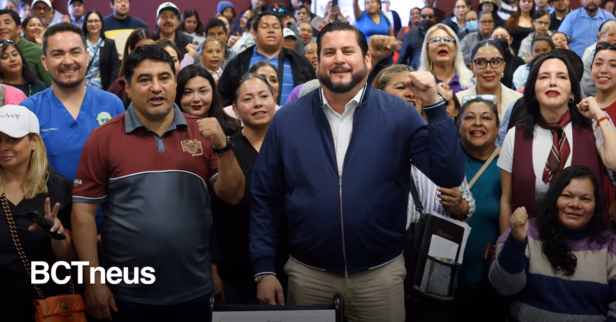 Articulo - "Este trabajo nutre el alma”: Burgueño inaugura feria de salud “De la Mano por la Prevención”