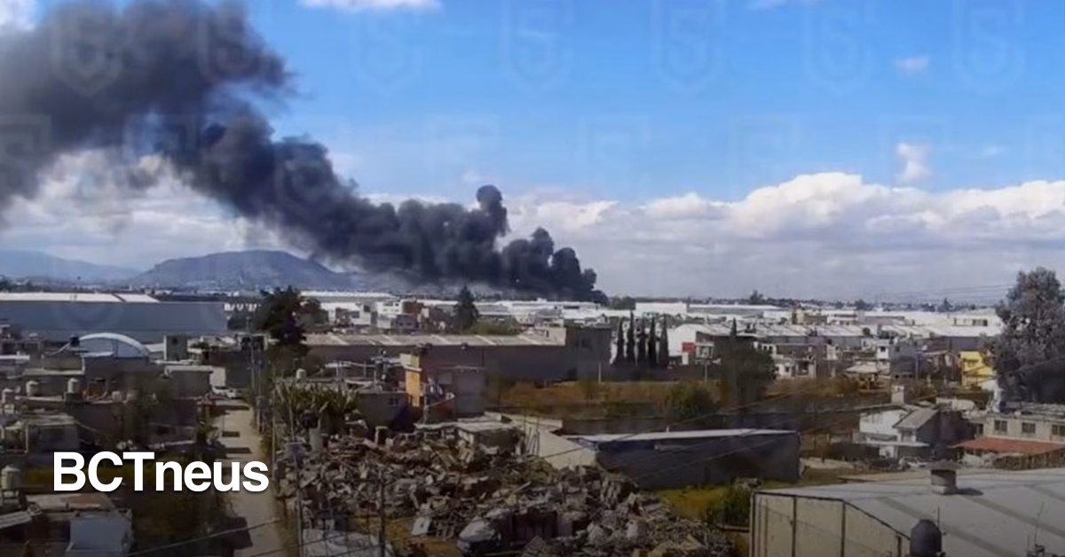 Articulo - Desplome de avioneta provoca movilización de emergencia en Toluca