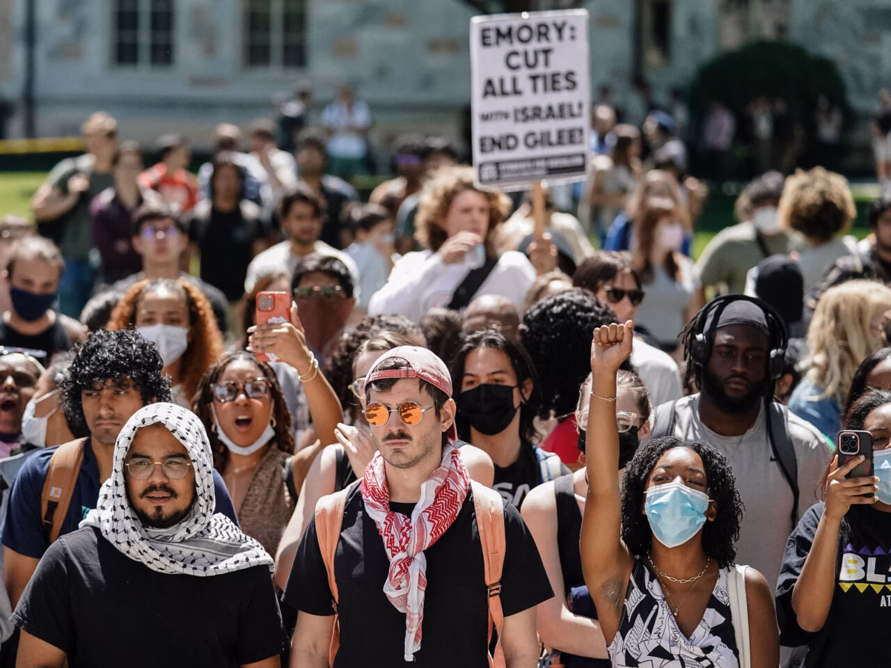 Articulo - Irán amenaza universidades de EU e Israel en Medio Oriente