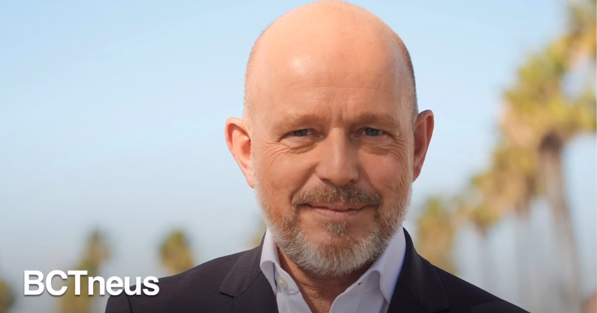 Articulo - Trump impulsa a Steve Hilton en una elección sin favorito claro en California