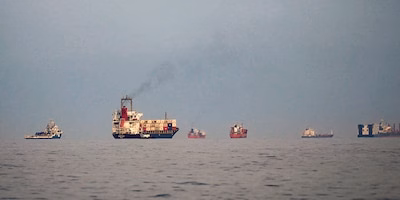 Articulo - Israel ataca Líbano e Irán suspende paso por Estrecho de Ormuz