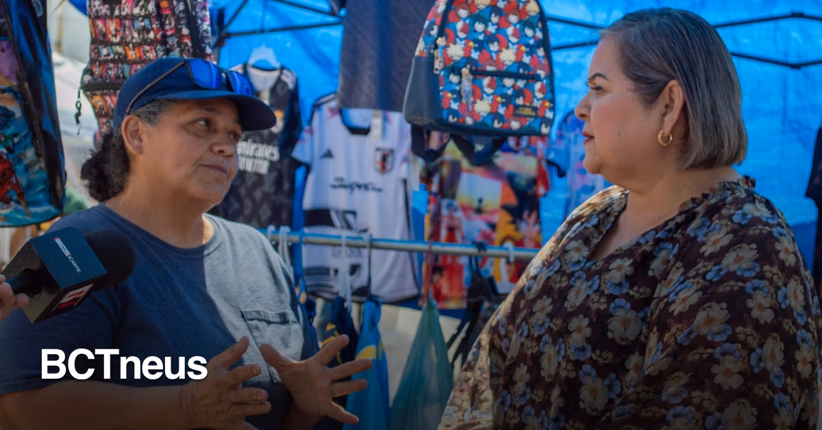 Articulo - Evangelina Moreno escucha problemáticas de tianguistas en Tijuana