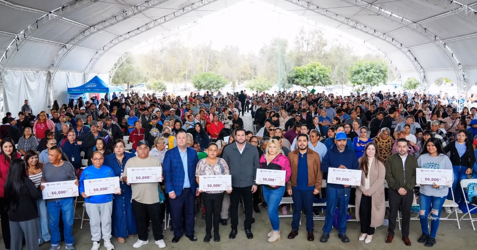 Articulo - "Acercamos las  oportunidades": Burgueño entrega 125 créditos de ‘SEDETI en tu Delegación’