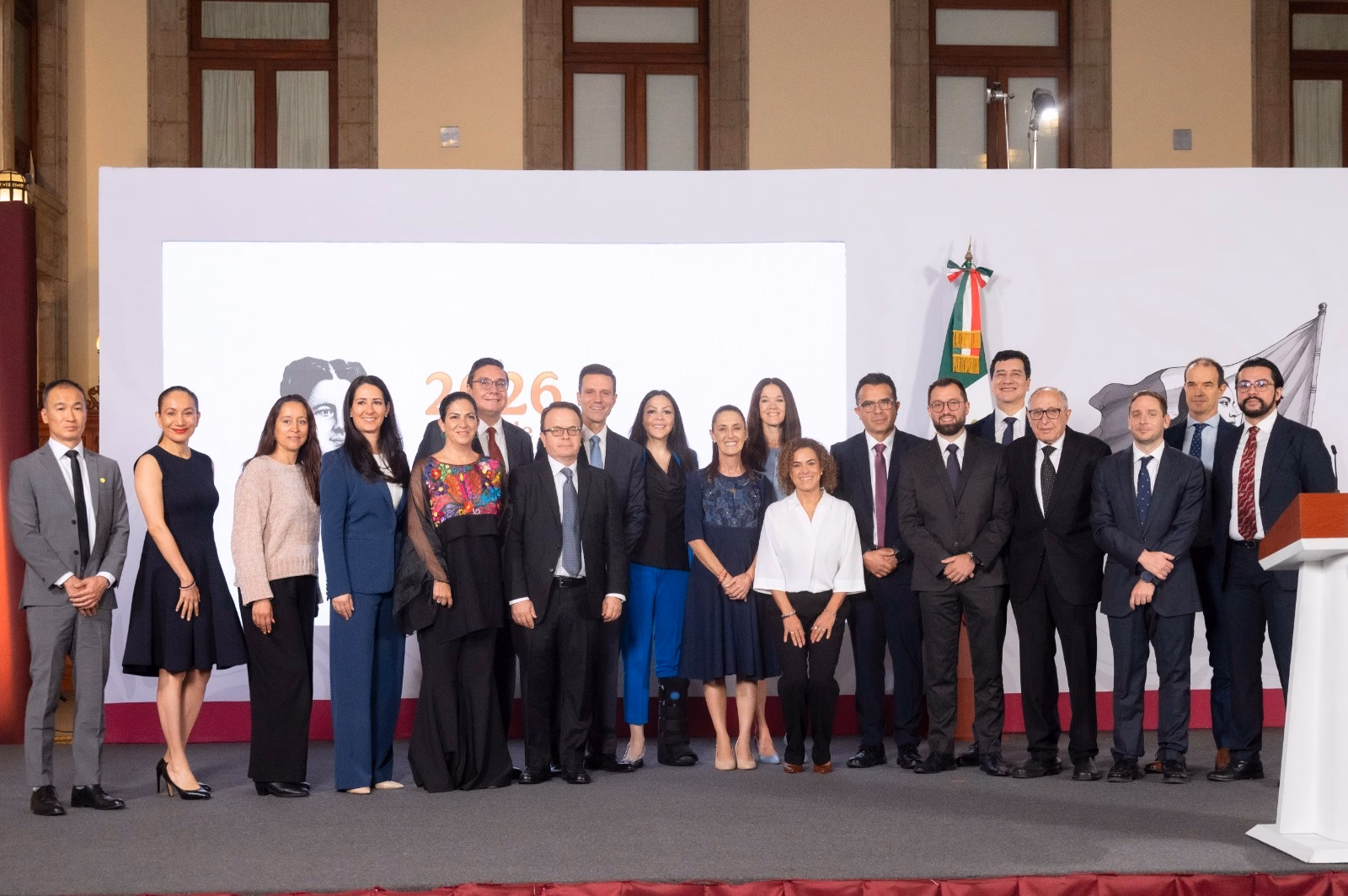 Articulo - Farmacéuticas invertirán 21 mil millones de pesos para producir en México: Sheinbaum
