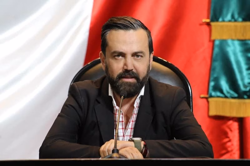 Articulo - Arturo Ávila deja la carrera por Aguascalientes y buscará la alcaldía Cuauhtémoc por MORENA