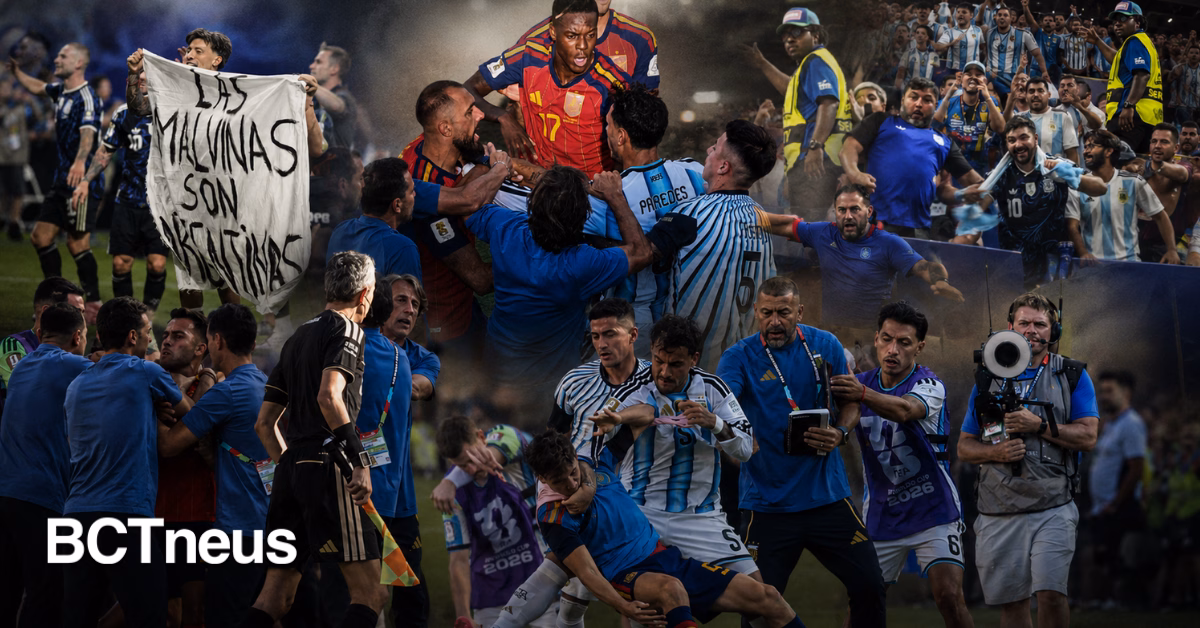 Articulo - FIFA castiga a Argentina por el comportamiento de sus aficionados y la manta sobre las Malvinas