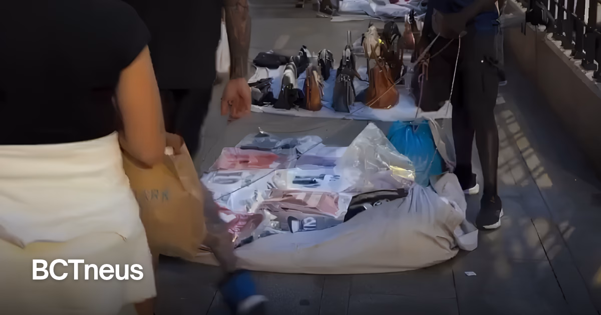 Articulo - El mercado negro de bienes de lujo que emergió en las calles de París tras las violentas protestas