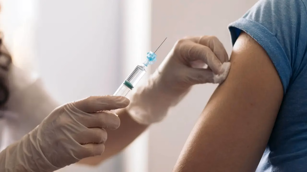 Articulo - Vacuna personalizada contra el melanoma reduce 42% el riesgo de recaída o muerte