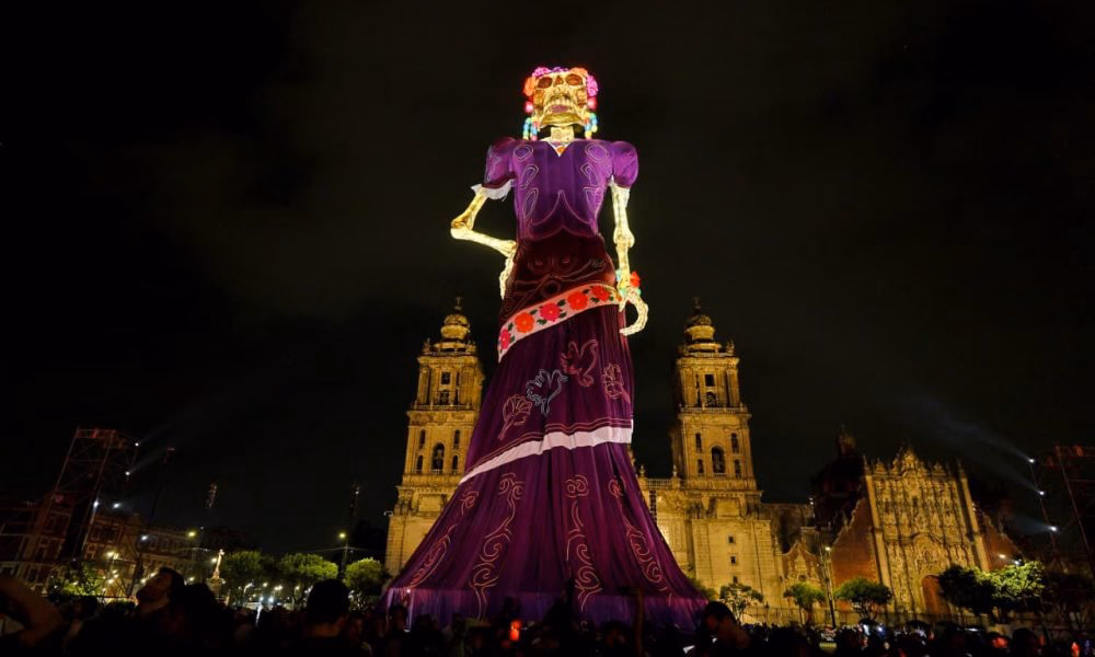 ¡La Catrina más alta del mundo es mexicana! CDMX rompe Récord Guinness con figura de 33 metros